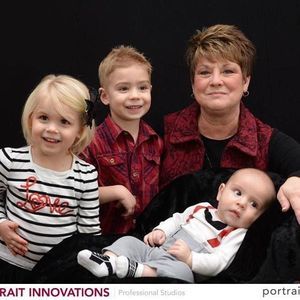 Meet your Posher, Crystal